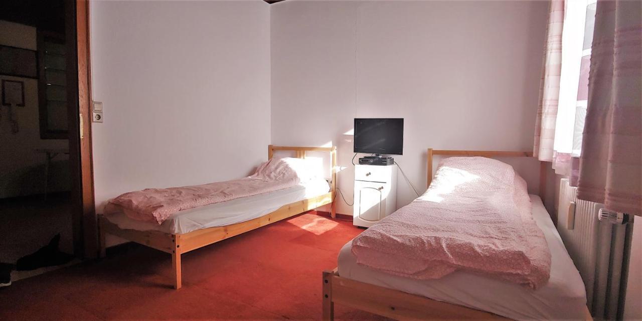 Grosse Wohnung Im Odenwald 1 Шёнау Экстерьер фото